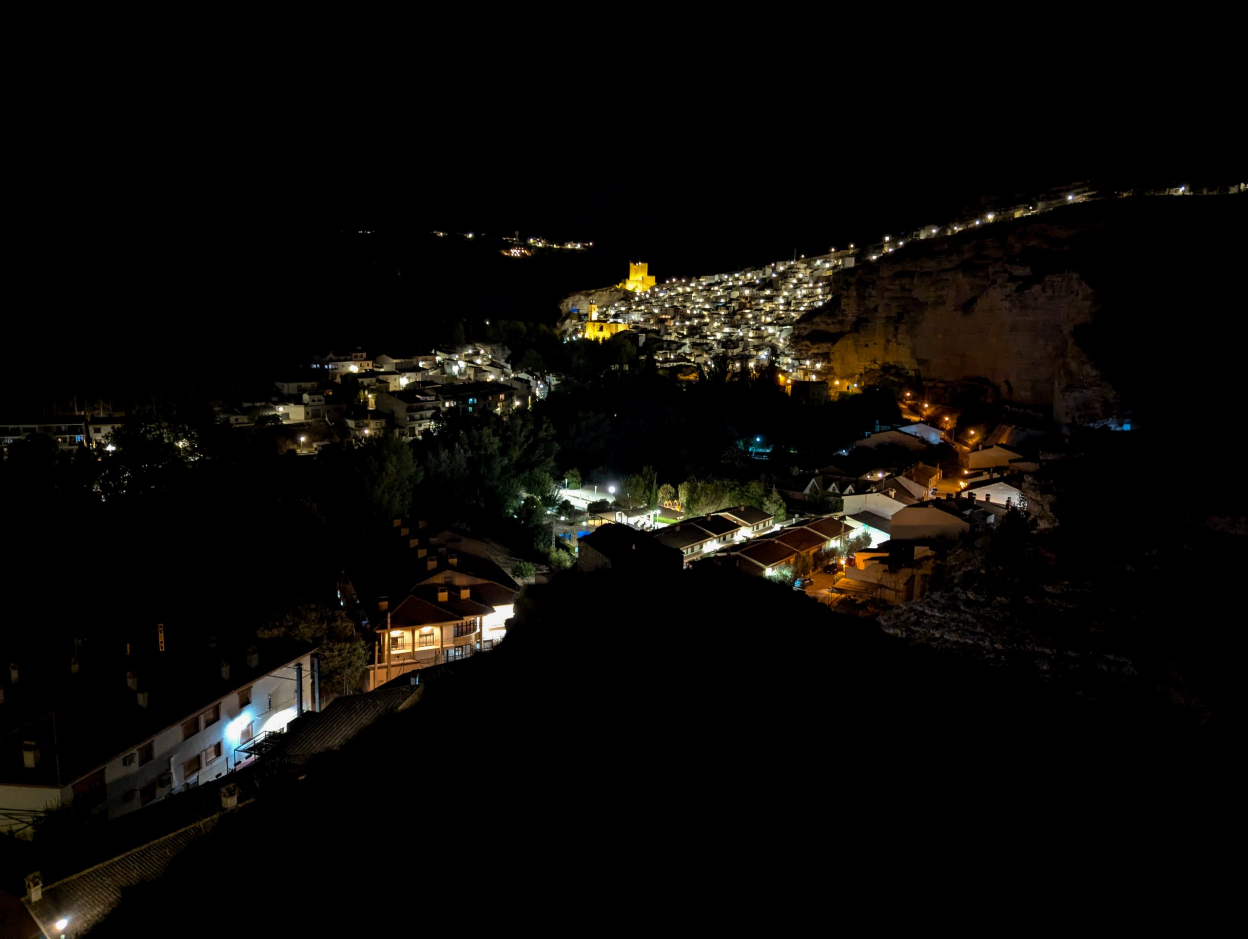 Looking down on Alcalá del Júcar.
